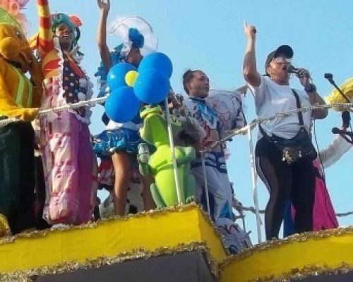 Los niños y su carnaval