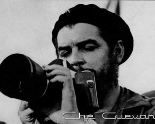La vida del Che captada desde su propio lente se muestra en centro cultural espirituano