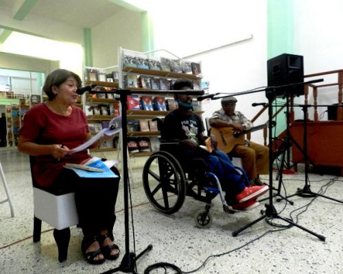 Poesías y melodías románticas en la UNEAC camagüeyana para cerrar el 2020