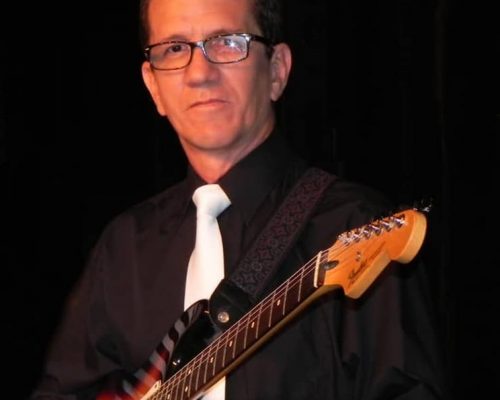 Reconocen a músico matancero por sus aportes al teatro