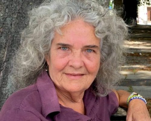 Mercedes Melo Pereira recibe premio de poesía Centenario de Digdora Alonso