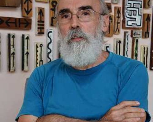 Villalobos: La Bienal es un hecho cultural importantísimo
