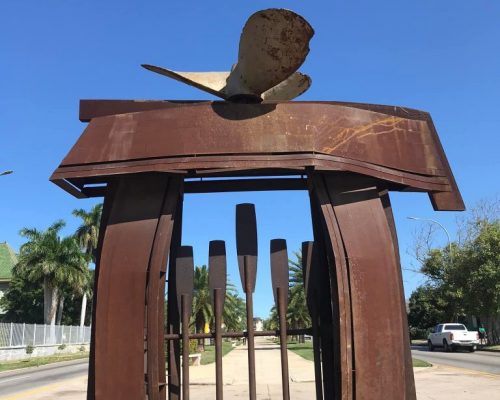 Kcho, el mar, la ciudad y la Bienal de La Habana