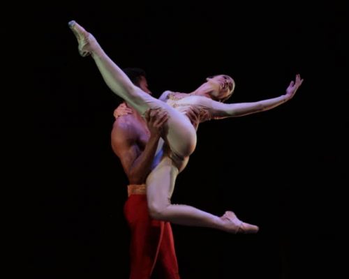 Exitosas presentaciones del Ballet Nacional de Cuba en Holguín