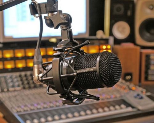 Radio Cubana y Revolución