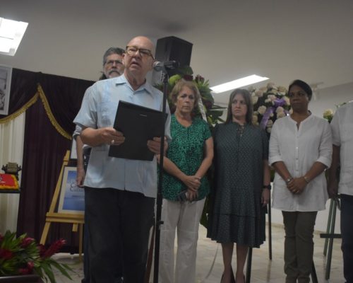 Miguel Barnet: “Querido Pedro, morir es seguir viaje”