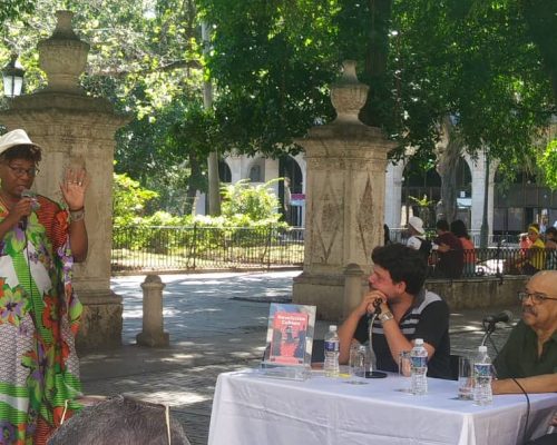Presentan Revolución cubana vs. racismo en Sábado del Libro