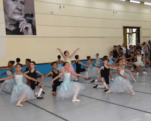 Se despide en Cuba cita Internacional de Academias de Ballet