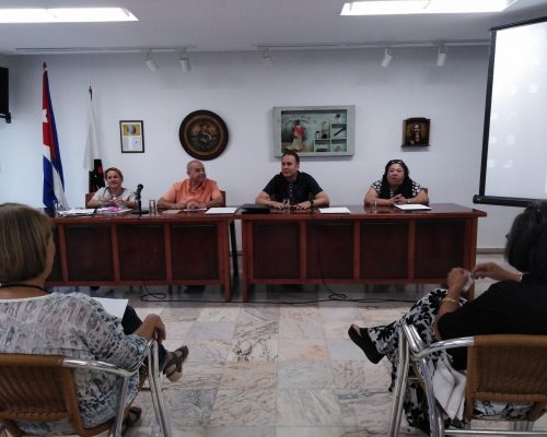 Desarrolla la UNEAC su Consejo Nacional con miembros de la Asociación de Artistas Escénicos