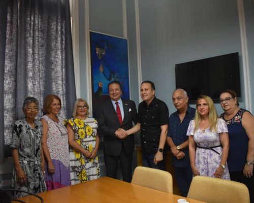 Sostiene encuentro embajador de Egipto en Cuba con miembros del Secretariado de la UNEAC