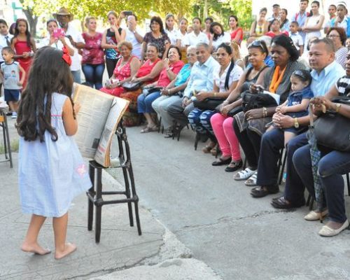 Taller regional de experiencias comunitarias en La Habana apuesta por el aporte de la cultura en los procesos de desarrollo local y global