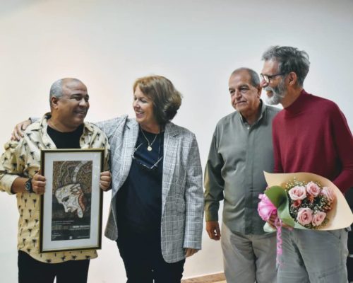 Entregan premios Villanueva de la Crítica a espectáculos de 2023