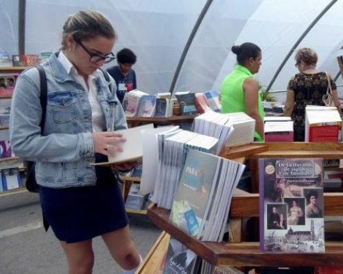 Del libro a la compra, mover la montaña