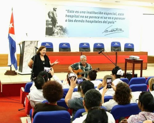 Brigadas X Congreso de la UNEAC inician labor creadora