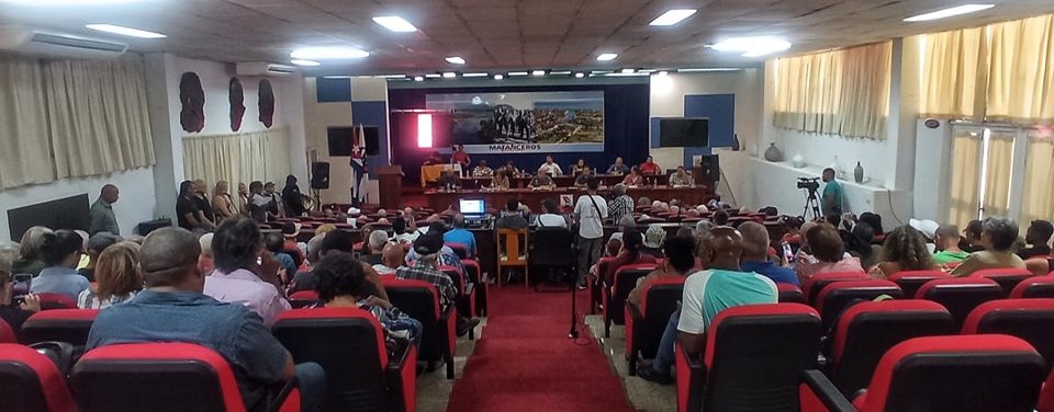 Asamblea-provincial-de-la-UNEAC-en-Matanzas