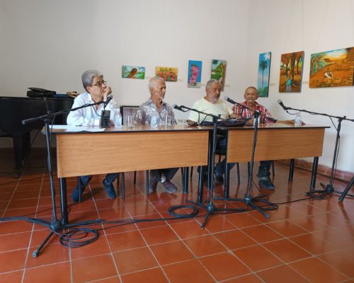 Desarrollan programa de actividades del Premio de Cuento El Hilo y la Cuerda en la filial villaclareña de la UNEAC