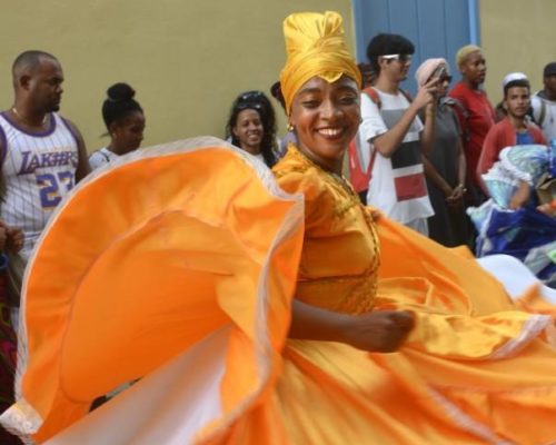 Para África, la vida