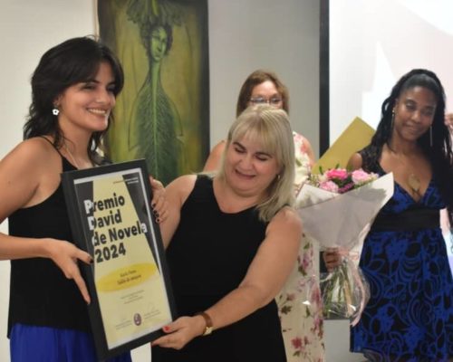 Entregan Premios David 2024