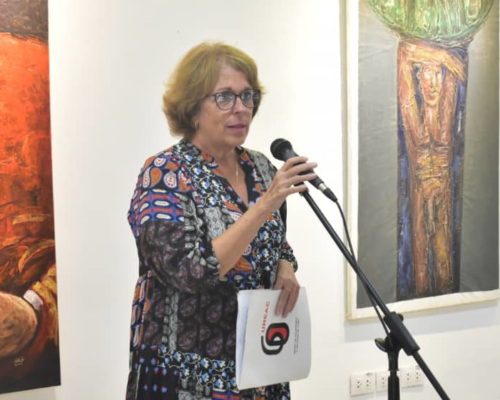 Marta Bonet a 63 años de la UNEAC: « Fidel nos guía y con Guillén, aquí estamos»