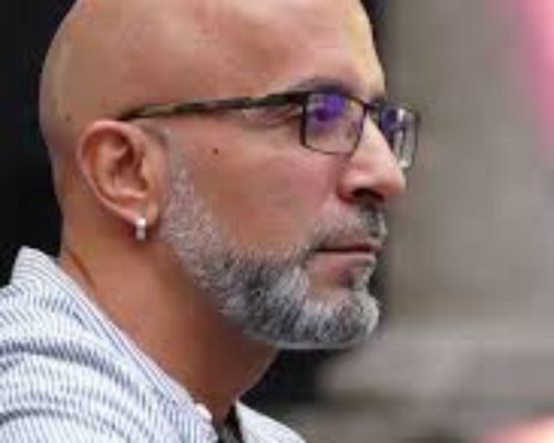 Preparan redición de multipremiado poemario de Nelson Simón