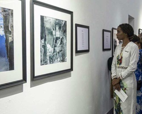 Inauguran en La Habana exposición conVergencias