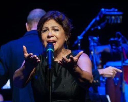 Ivette Cepeda, un país en su garganta