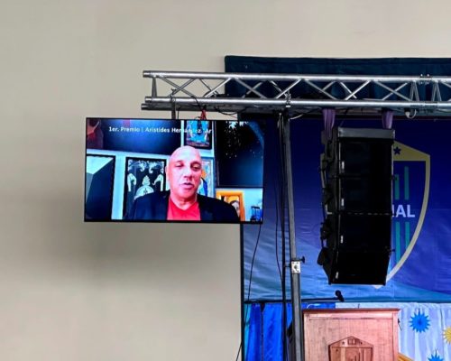 Obtiene Ares premio en concurso Humor Sapiens 2024